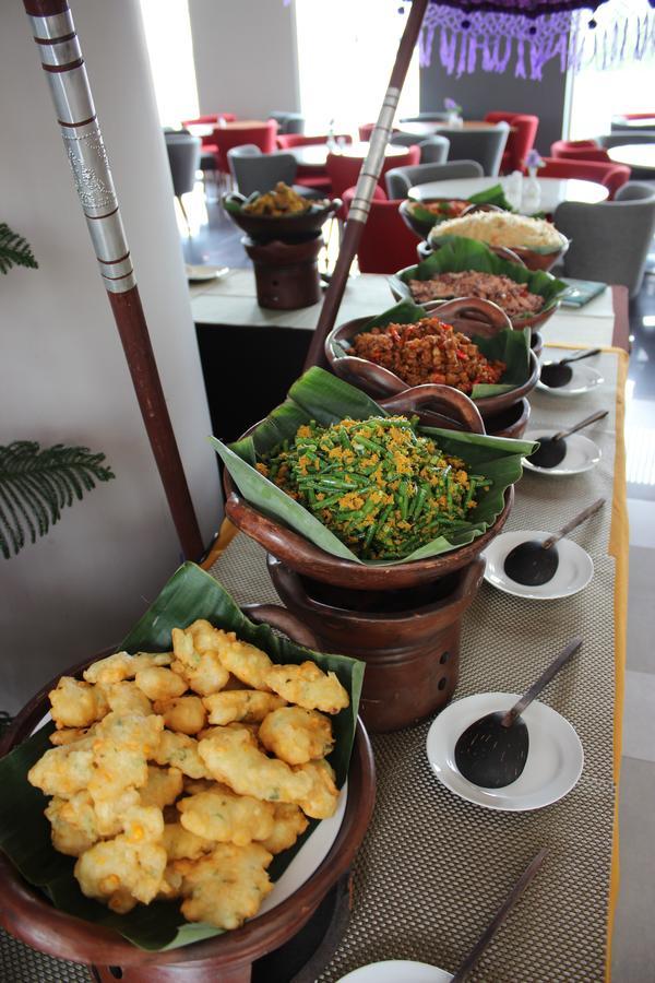Kyriad Hotel Airport Jakarta Tangerang Ngoại thất bức ảnh