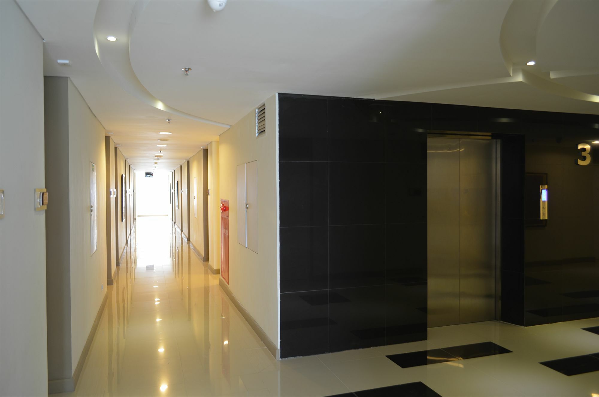 Kyriad Hotel Airport Jakarta Tangerang Ngoại thất bức ảnh