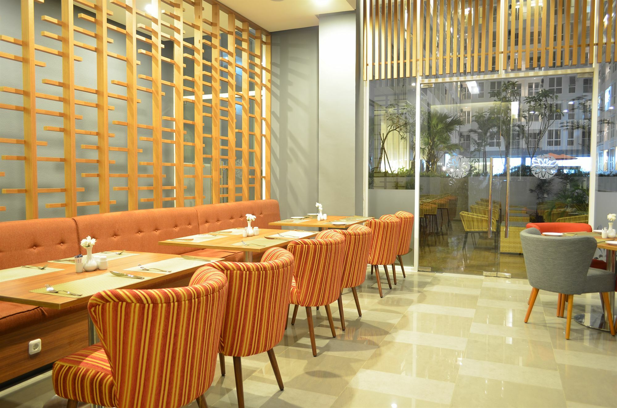 Kyriad Hotel Airport Jakarta Tangerang Ngoại thất bức ảnh