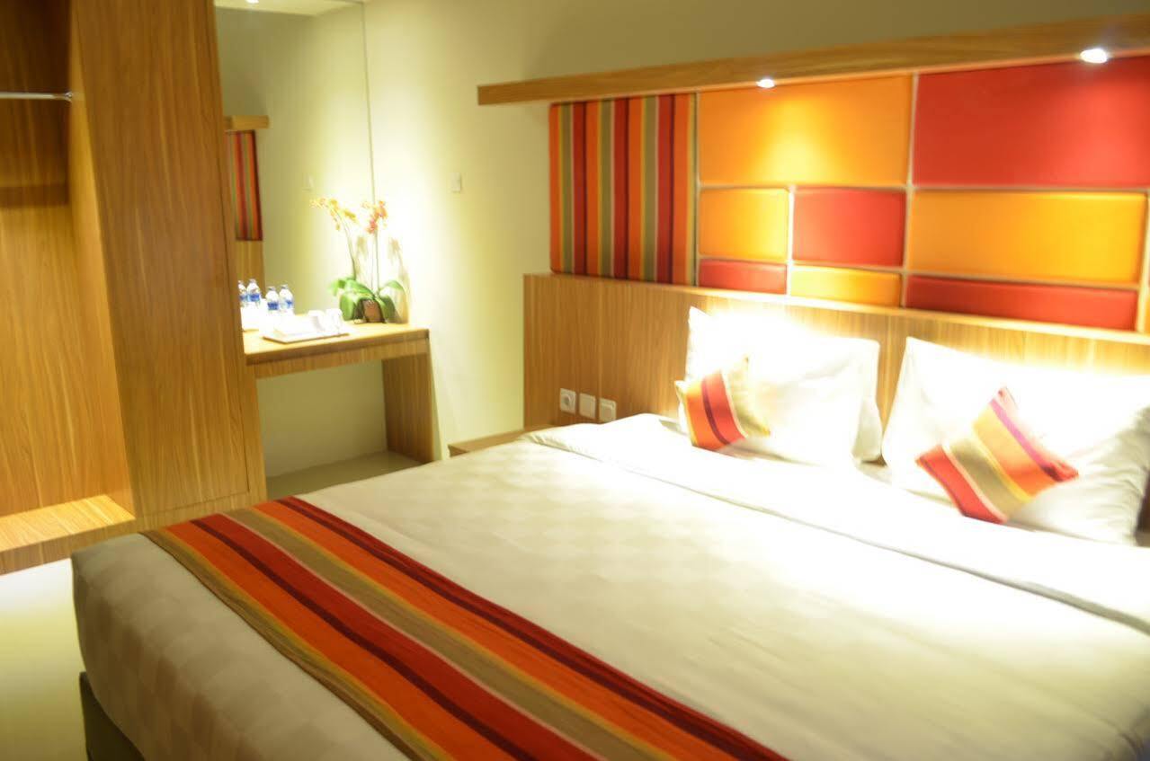 Kyriad Hotel Airport Jakarta Tangerang Ngoại thất bức ảnh